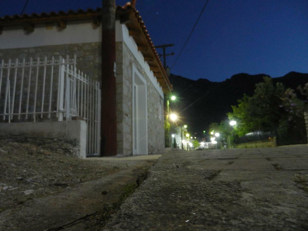 Thalia'S Stone House Ipsilantis Exterior foto